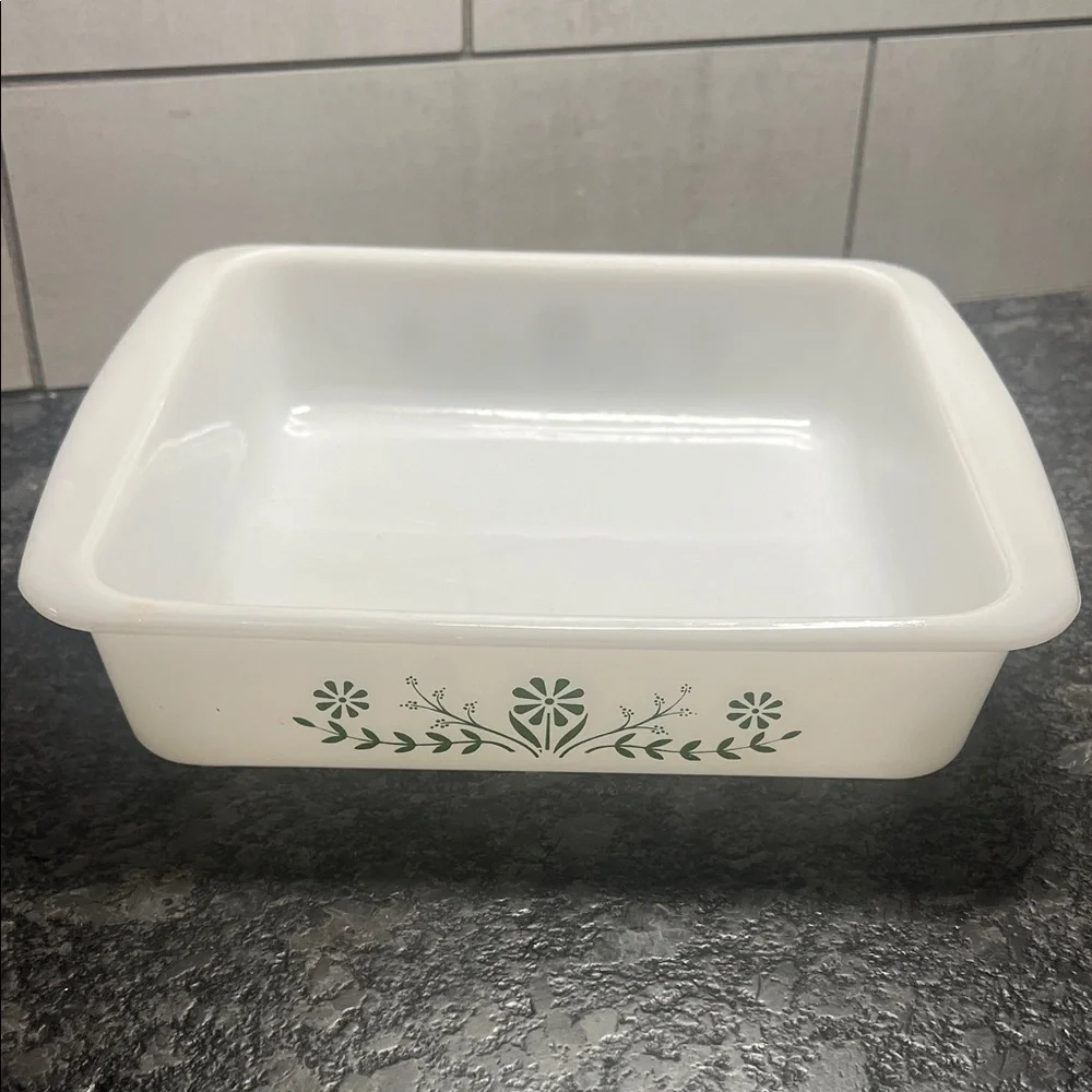 Vintage Glassbake 8x8 Daisy or Primrose pattern Baking Dish. Brownies!